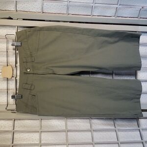 Patagonia organic cotton green bermuda shorts wimens size 2